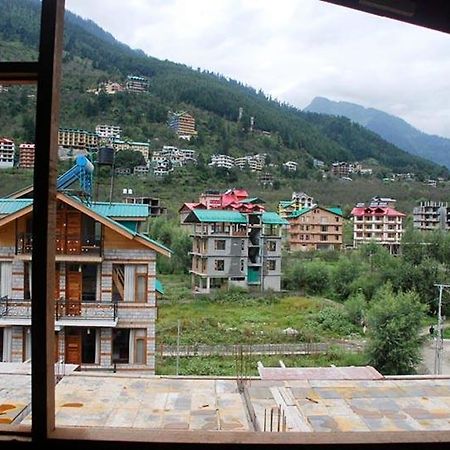Hotel Uday Himalaya Манали Экстерьер фото