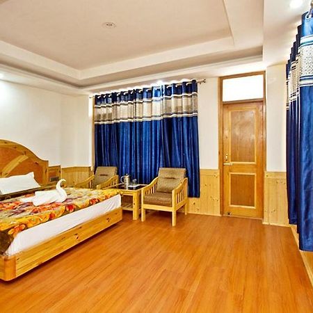 Hotel Uday Himalaya Манали Экстерьер фото