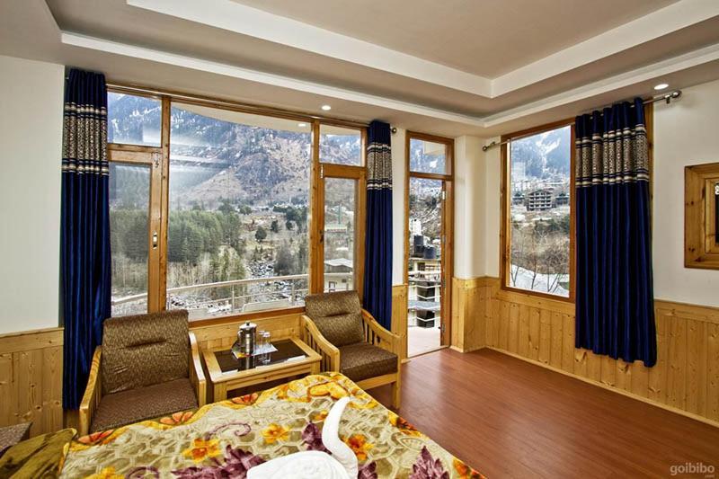 Hotel Uday Himalaya Манали Экстерьер фото